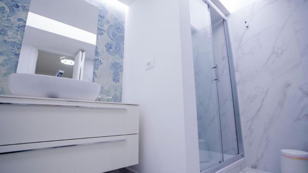 Albanese Luxury Rooms Porto Empedocle Bagian luar foto